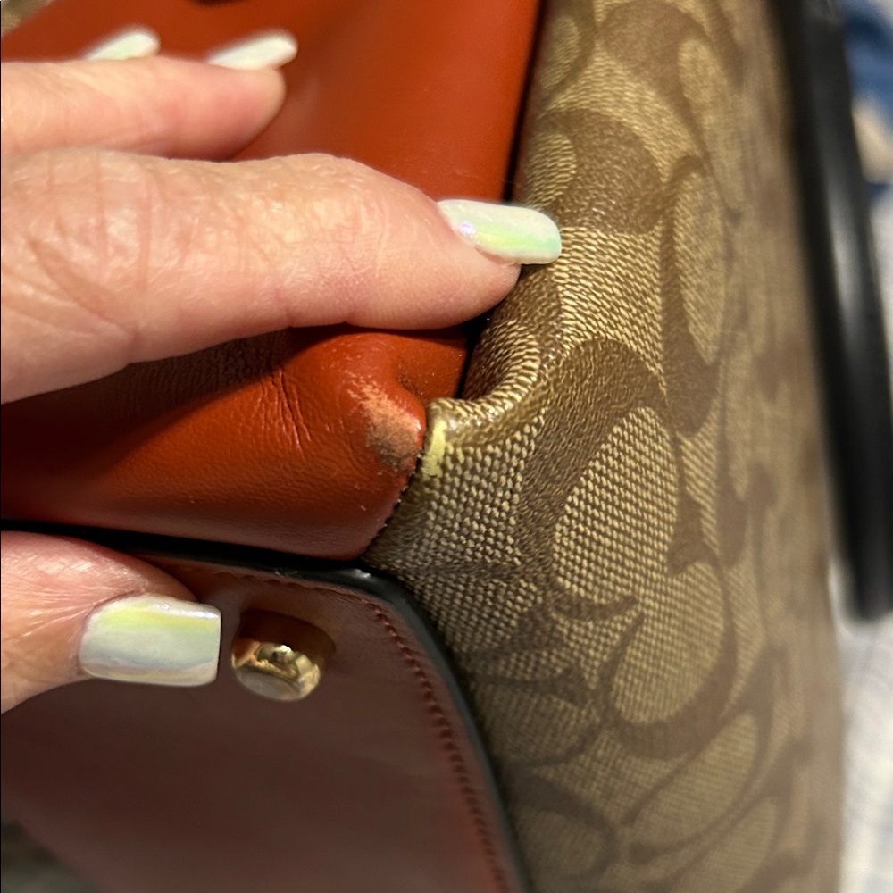 Coach IM/Kahki/Terracotta Mutil purse - Picture 15 of 15